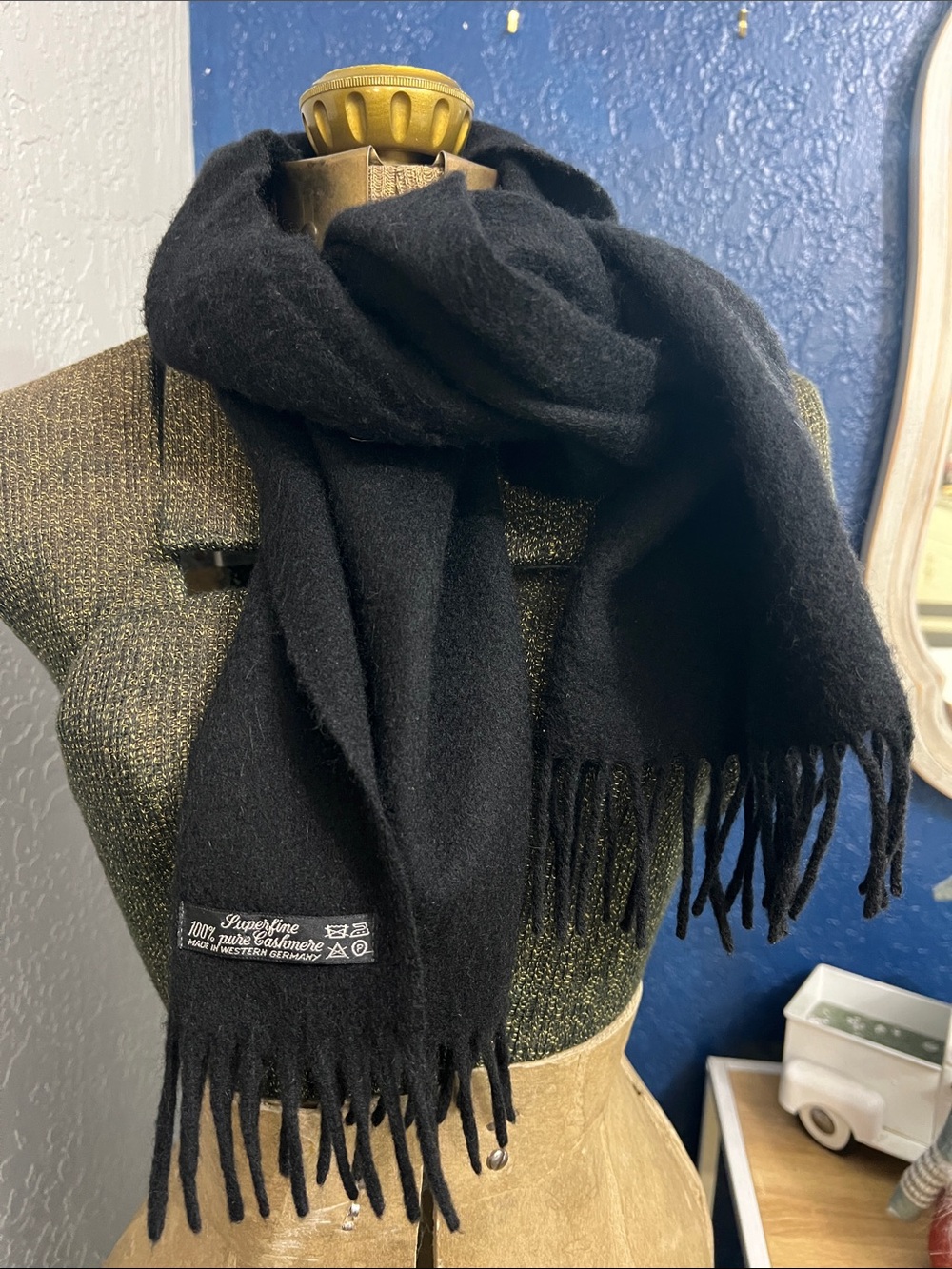 Superfine 100% Pure Cashmere Scarf in Black With Fringe Western Germany Vintage